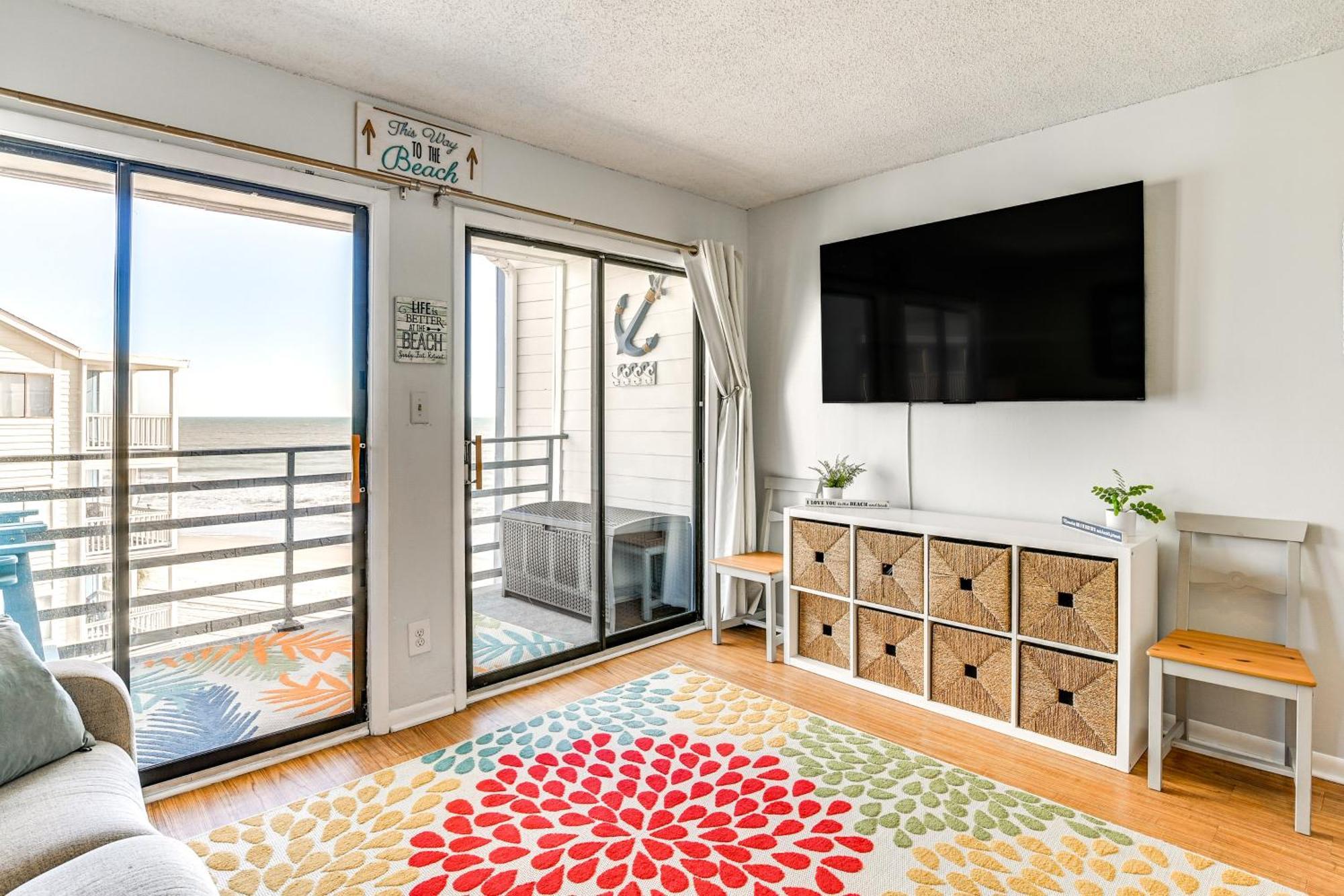 Cozy Beachfront Condo With Wifi, Views And Pool Access Myrtle Beach Exterior photo